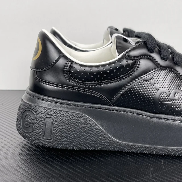 Gucci Sneakers Low-Top Platform with GG Monogram Panels product detail image 13