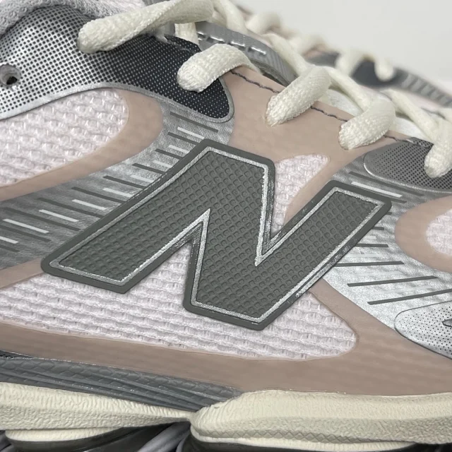 New Balance Sneakers NB2000 product detail image 23