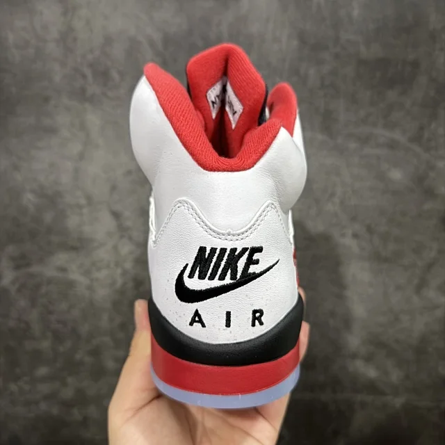 Nike Sneakers Air Jordan 5 product detail image 5