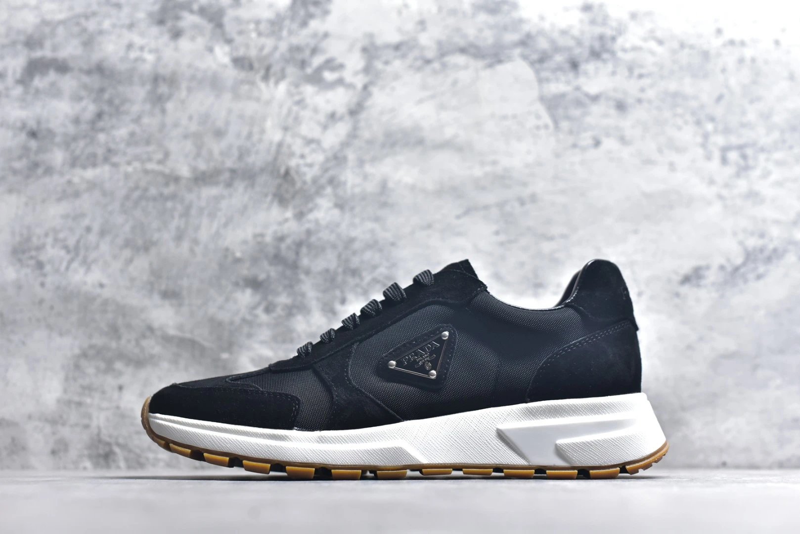 Prada Sneakers Prax 01 — Prax 01 black and white canvas raw rubber