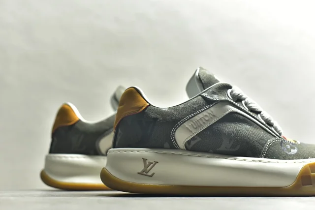 Louis Vuitton Sneakers LV Skate Sneaker product detail image 82