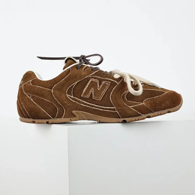 Miu Sneakers 530 Low-Top product detail image 22