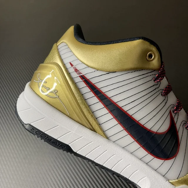 Nike Kobe basketball sneakers product detail image 13