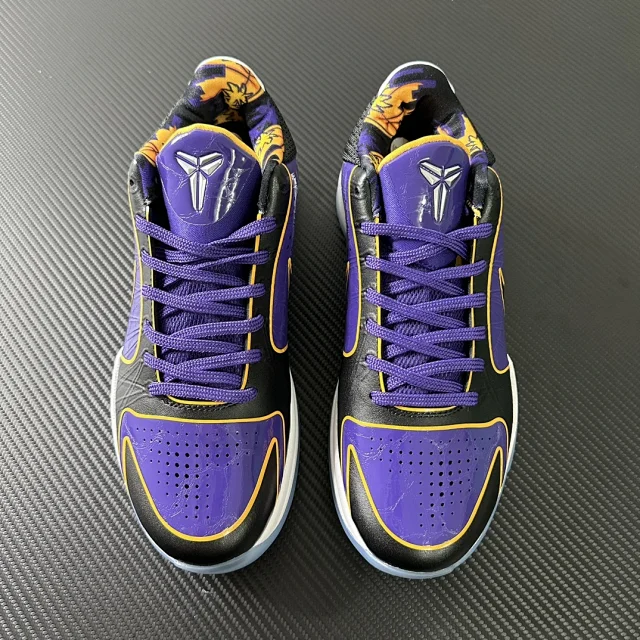 Nike Kobe basketball sneakers product detail image 98