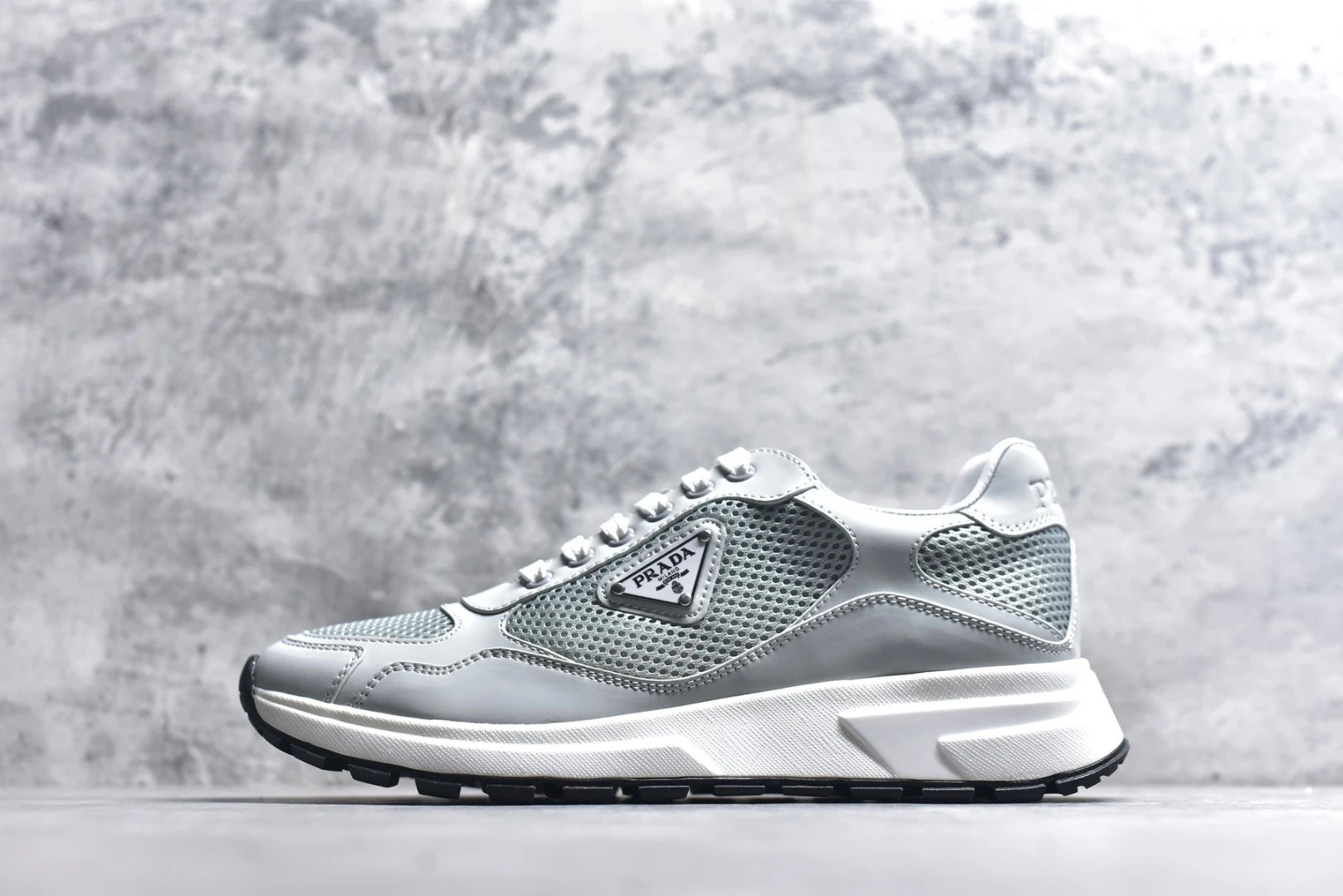 Prada Sneakers Prax 01 — Prax 01 Coral Green Breathable Mesh