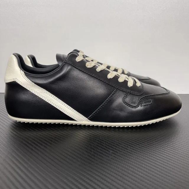 Unbranded Sneakers Low-Top Lace-Up with Contrast Diagonal Side Stripe product detail image 2