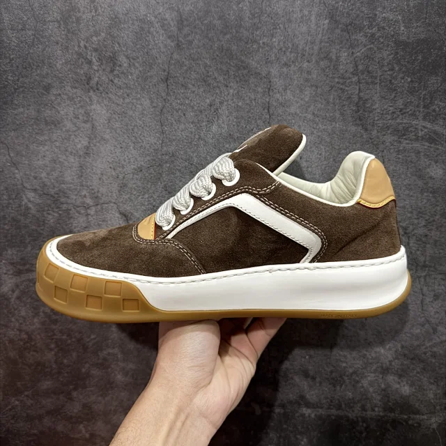 Louis Vuitton Sneakers LV Trainer product detail image 3