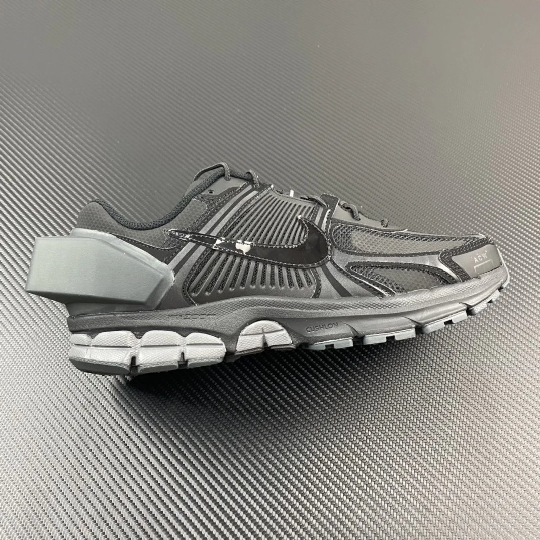 Nike Vomero 5 'Black Samurai' AT3152-001