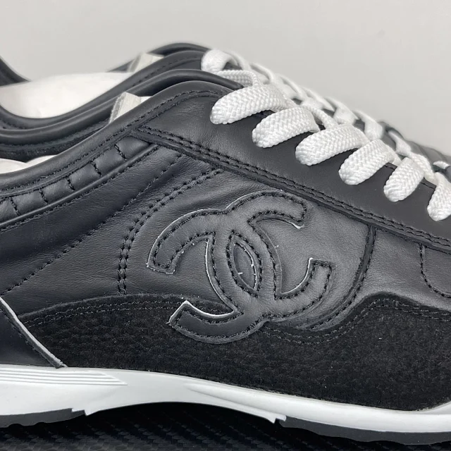 Chanel Sneakers Quilted CC Low-Top product detail image 22