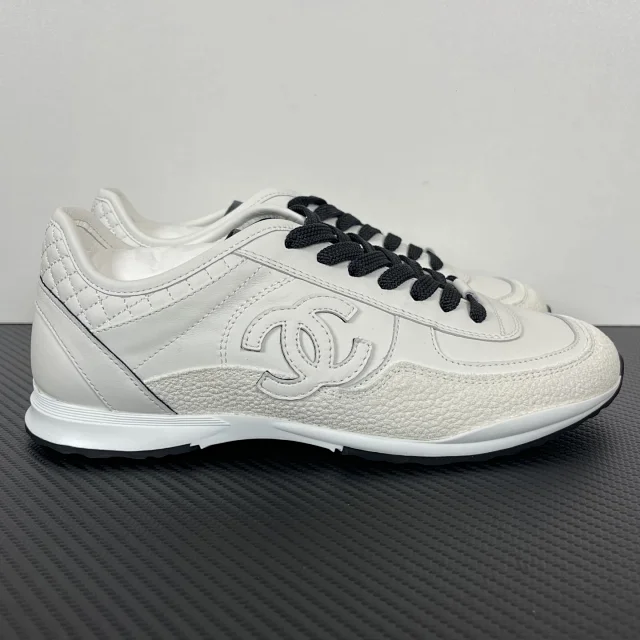 Chanel Sneakers Quilted CC Low-Top product detail image 28