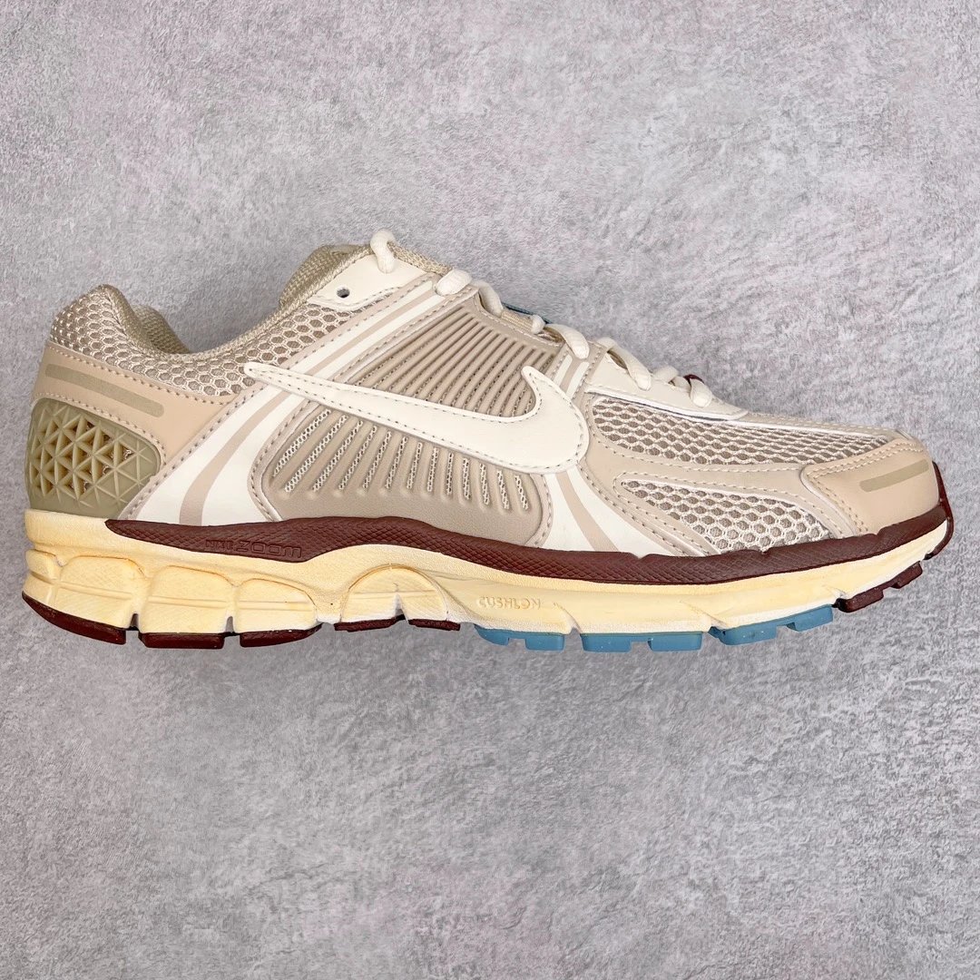 NK Vomero 5 Milan Color FB8825-111