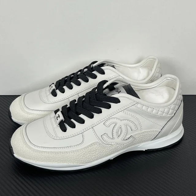 Chanel Sneakers Quilted CC Low-Top product detail image 34