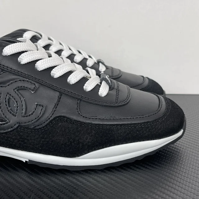 Chanel Sneakers Quilted CC Low-Top product detail image 20