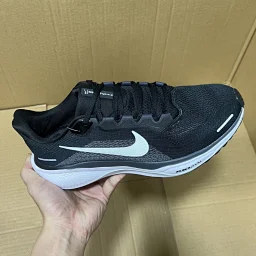 thumbnail for 奥莱飞马41系列特价！尺码：36-45，全码输出！唯一原厂材料制作