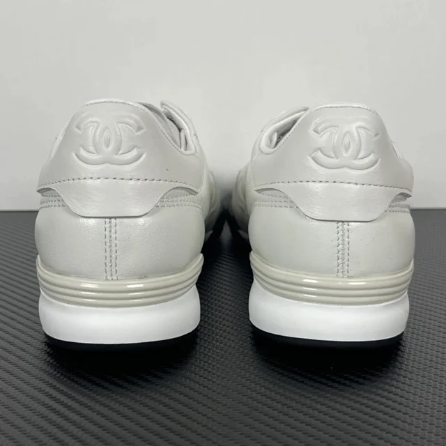 Chanel Sneakers Quilted CC Low-Top product detail image 14