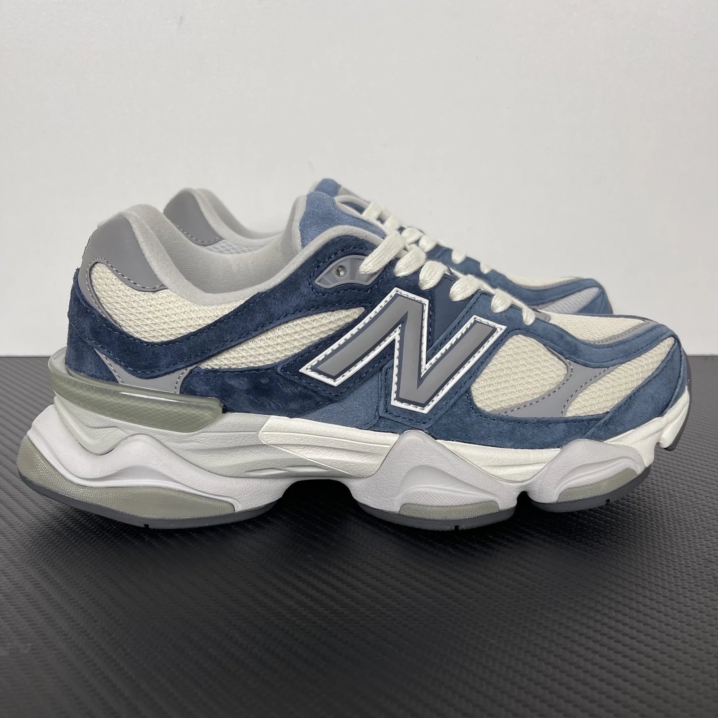NB 9060 Light Blue Style#: U9060IND