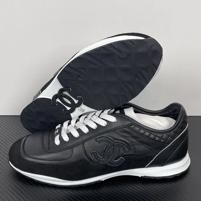 Chanel Sneakers Quilted CC Low-Top product detail image 24