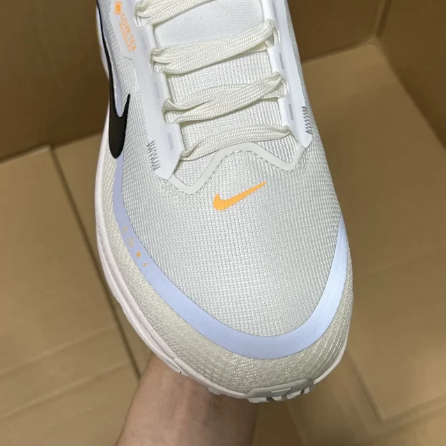 Nike Sneakers Pegasus 18 GTX product detail image 23