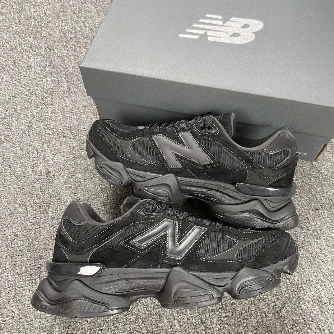 NB 9060 Triple Black Style#: U9060BPM