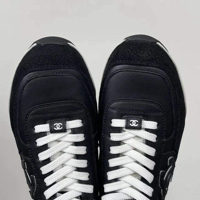 Chanel Sneakers Quilted CC Low-Top product detail image 27