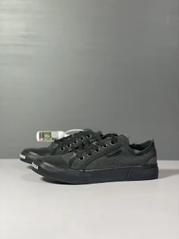 thumbnail for The OK version Paris canvas shoes faithfully replicate the official configuration inside and out