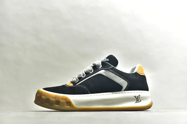 Louis Vuitton Sneakers LV Skate Sneaker product detail image 65