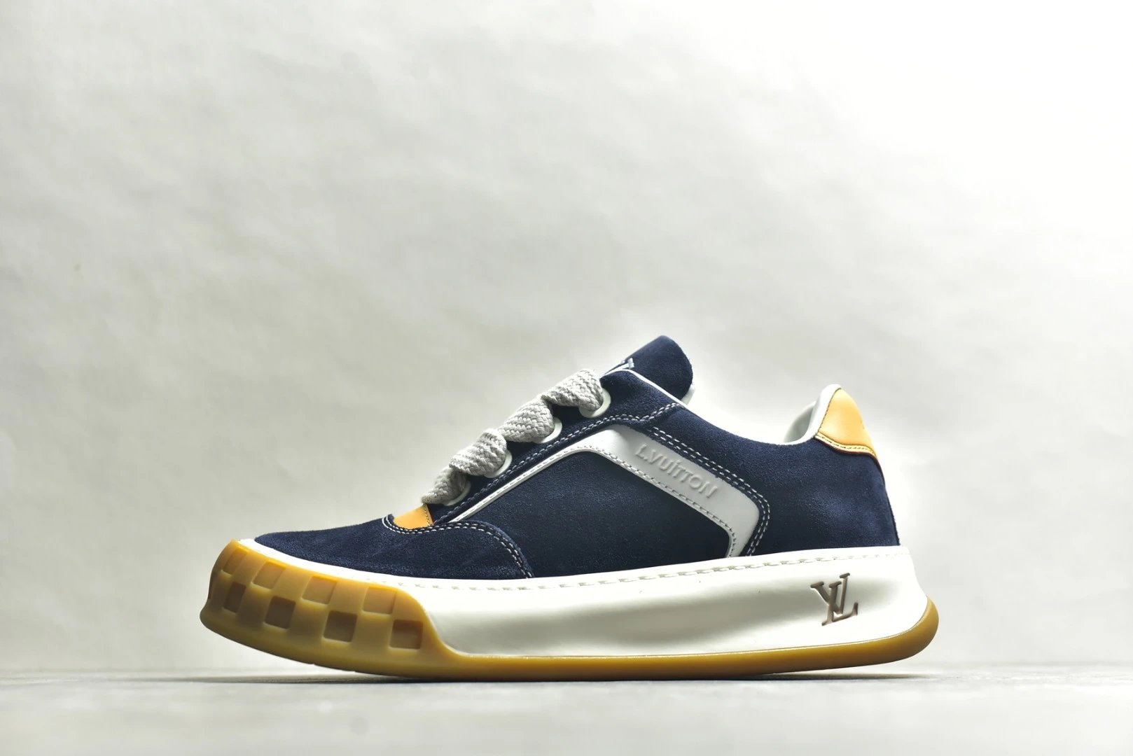 Louis Vuitton Sneakers LV Skate Sneaker — Biscuit shoes navy blue 1 AJ 749