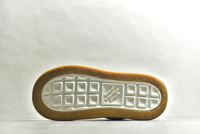 Louis Vuitton Sneakers LV Skate Sneaker product detail image 34