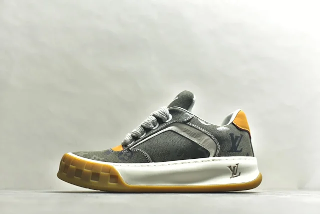Louis Vuitton Sneakers LV Skate Sneaker product detail image 74