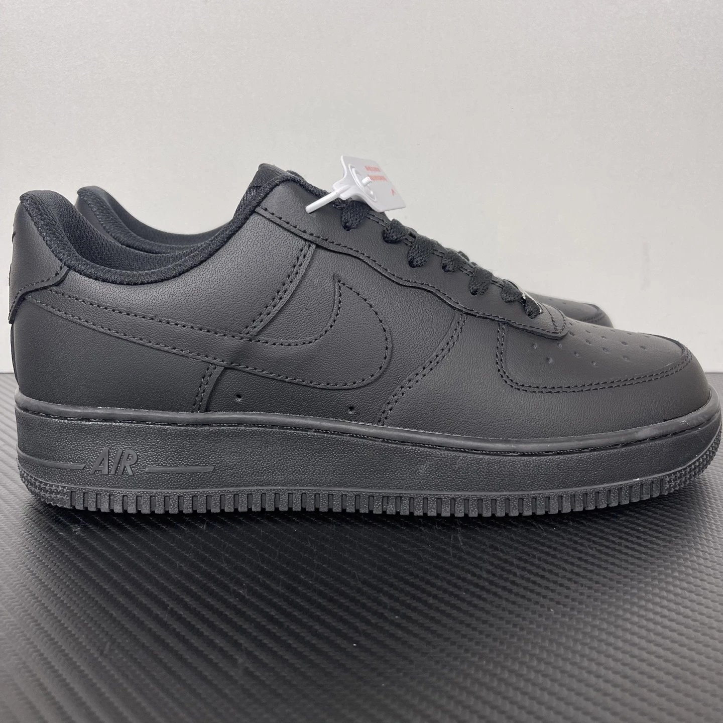 Nike Air Force 1 Low '07 Triple Black CW2288-001