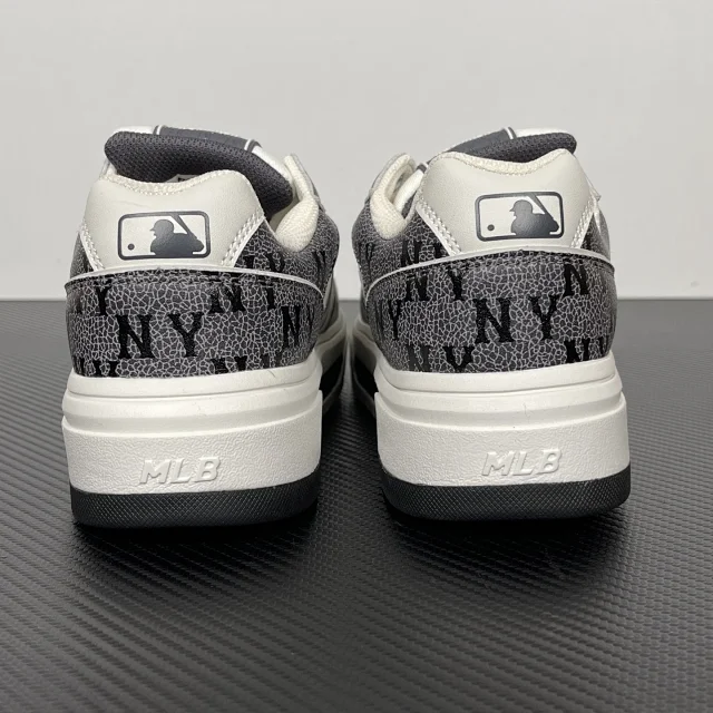 MLB Sneakers NY logo low-top product detail image 51