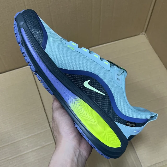Nike Sneakers Pegasus 18 GTX product detail image 18