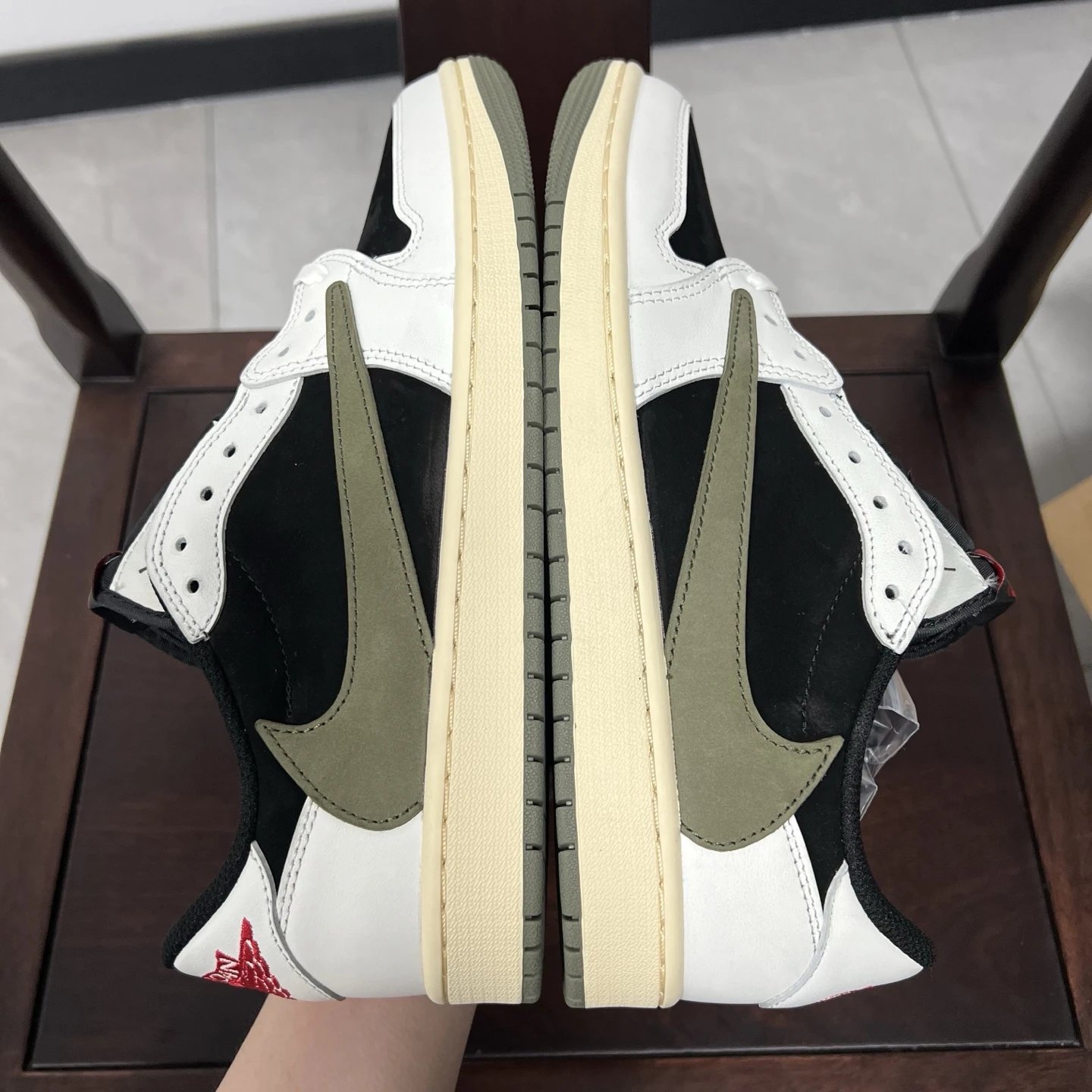 AJ1 Barbell Low Top Black Green DZ4137-106