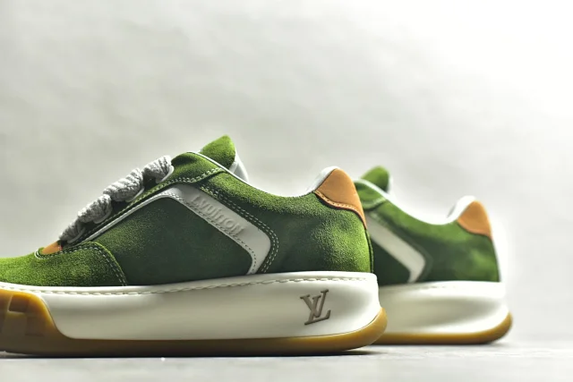Louis Vuitton Sneakers LV Skate Sneaker product detail image 44
