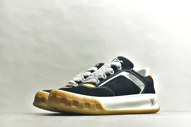 Louis Vuitton Sneakers LV Skate Sneaker product detail image 66