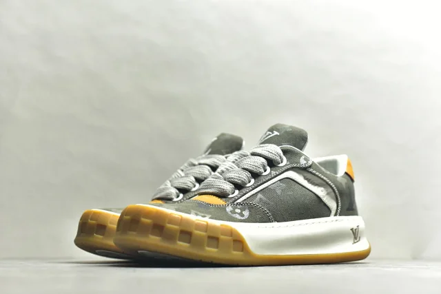 Louis Vuitton Sneakers LV Skate Sneaker product detail image 75