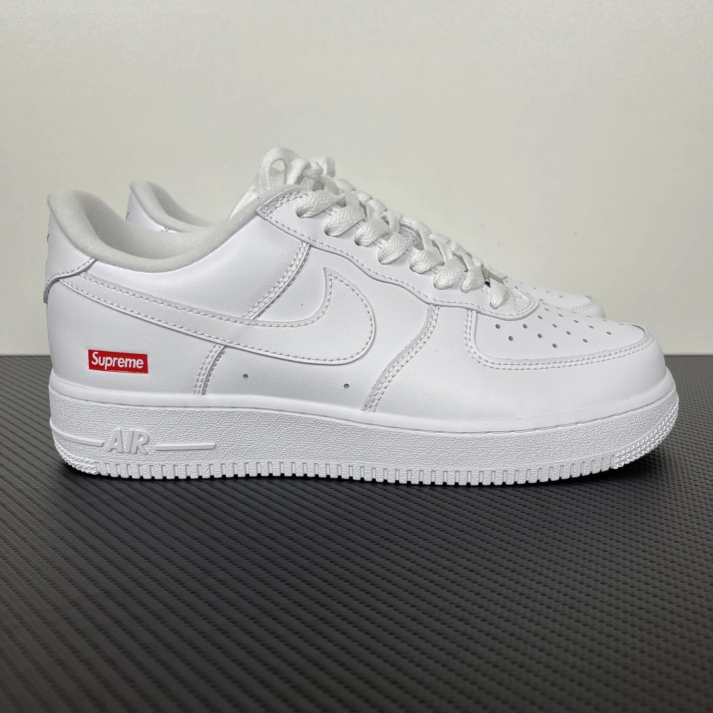 AF-1 SUP联名白CU9225-100