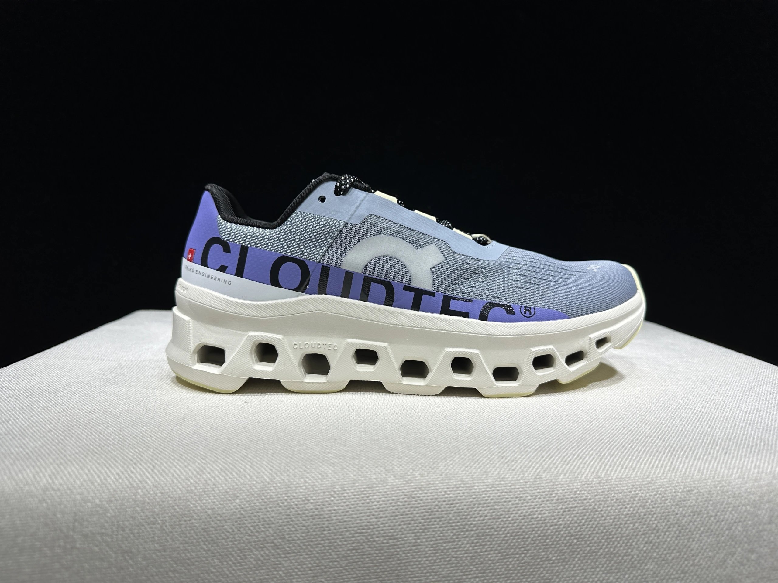 On Sneakers Cloudmonster — ON Monster Blueberry Soft Purple 61.97787
