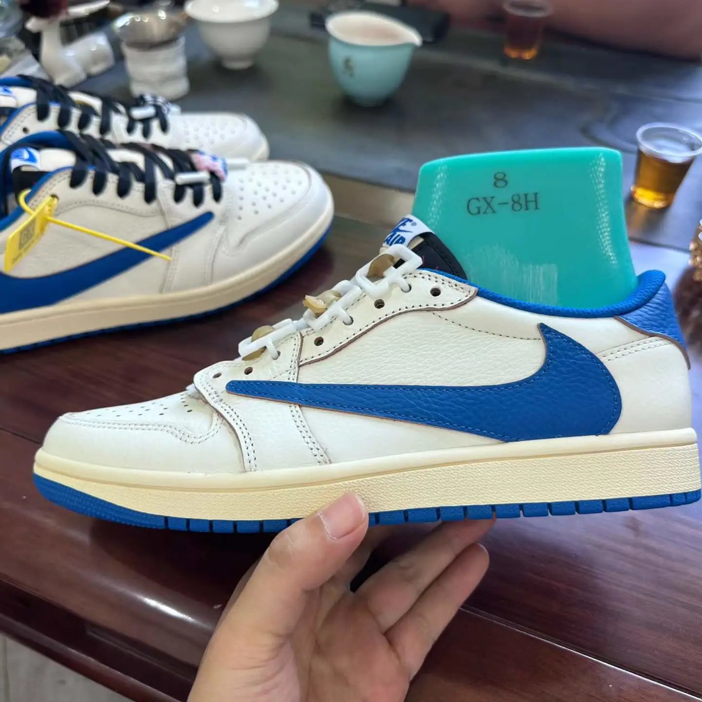 Air Jordan 1 Reverse Swoosh Low