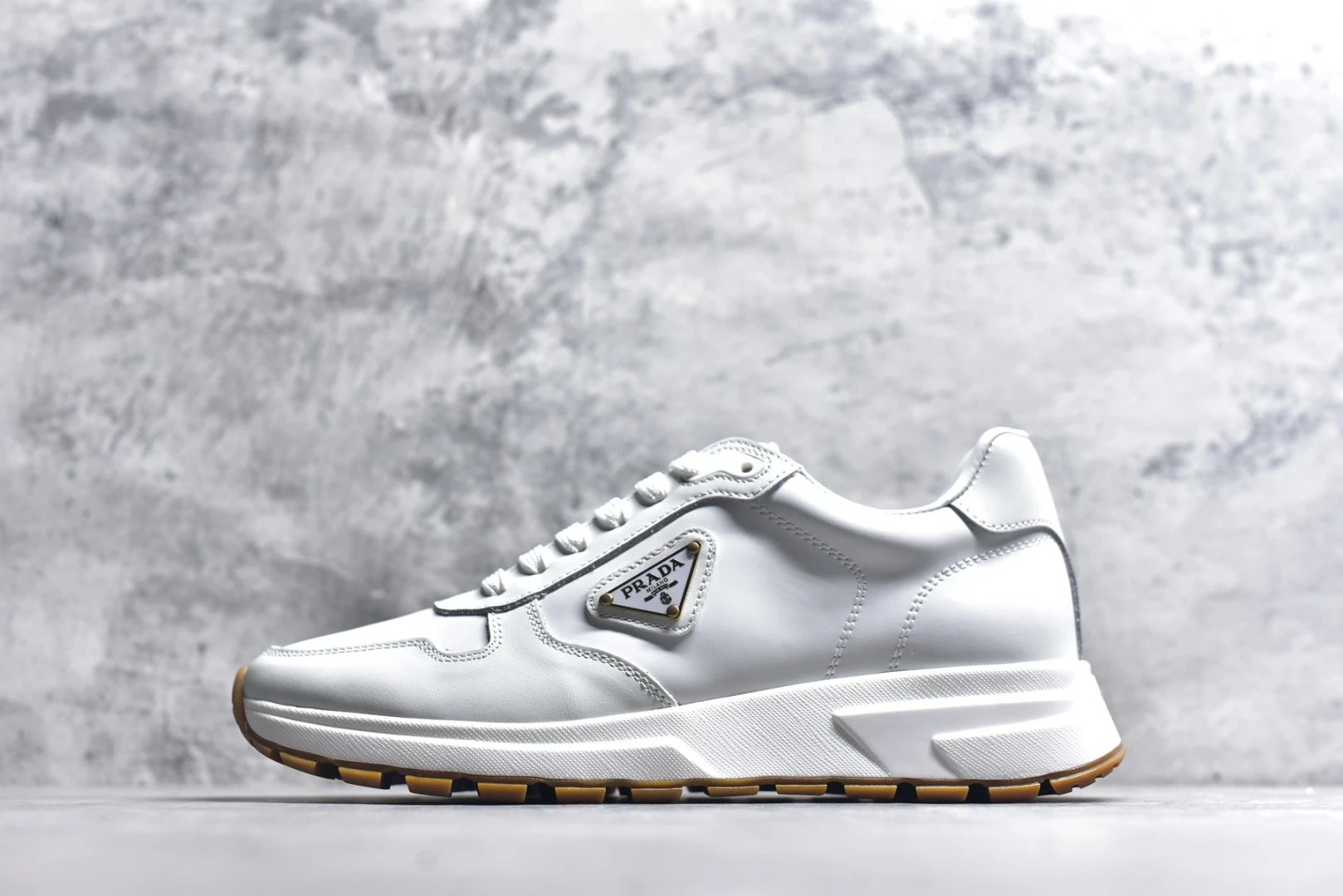 Prada Sneakers Prax 01 — Prax 01 pure white leather raw rubber sole