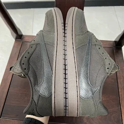 thumbnail for Old Qingyuan version Strong return Travis Scott x Joe 1 Low barb low top nine-color collection long-term supply Invincible at the same price