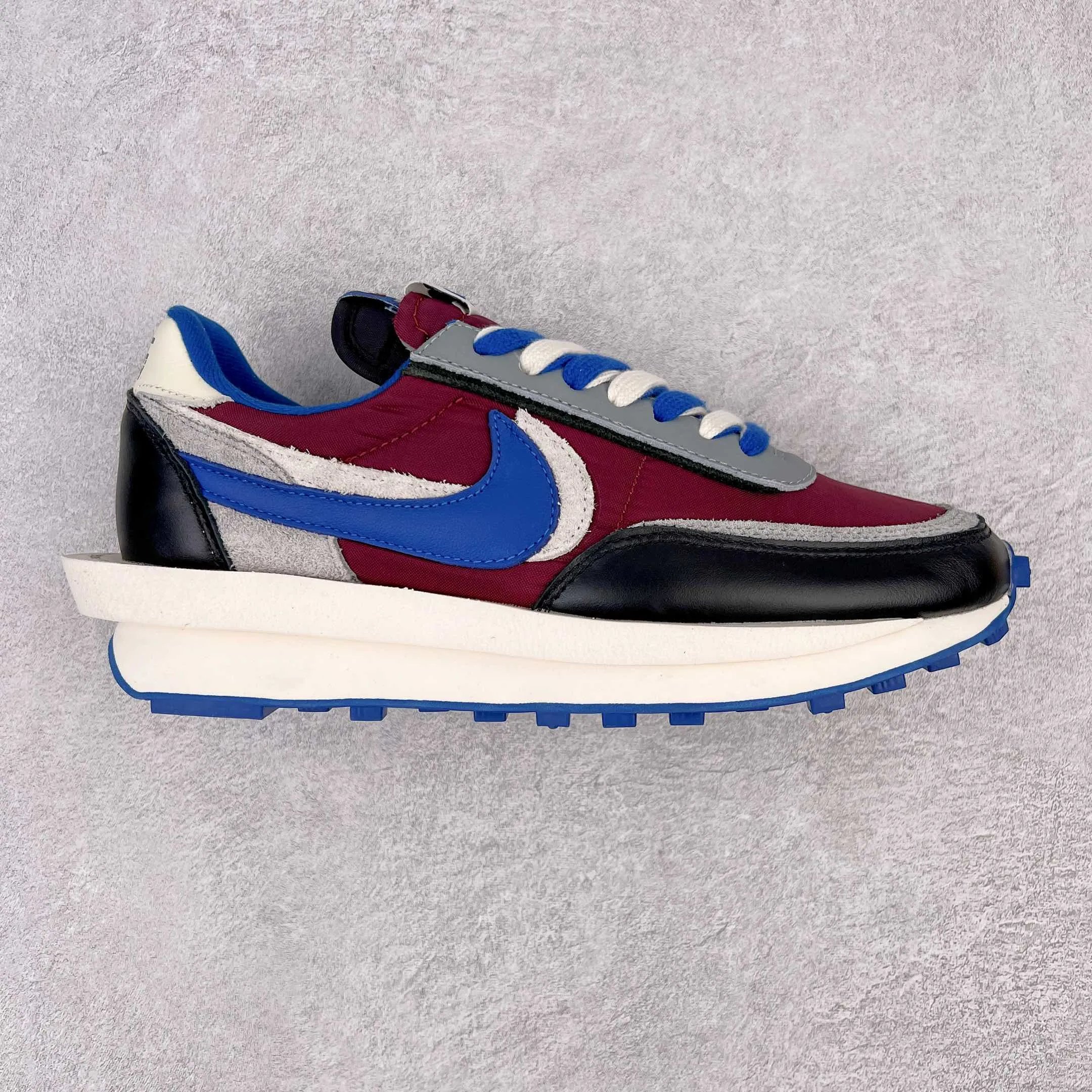 Nike Sneakers Sacai Collaboration Layered Double-Swoosh — Sacai 2.0 Black and blue DJ 4877-600