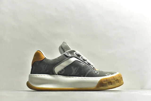 Louis Vuitton Sneakers LV Skate Sneaker product detail image 76