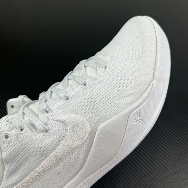 Nike Kobe basketball sneakers product detail image 66