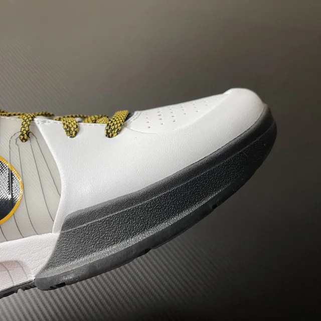 Nike Kobe basketball sneakers product detail image 21
