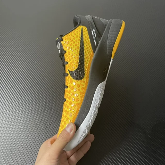 Nike Kobe basketball sneakers product detail image 35