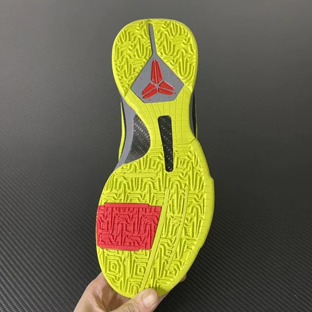 Nike Kobe basketball sneakers product detail image 87