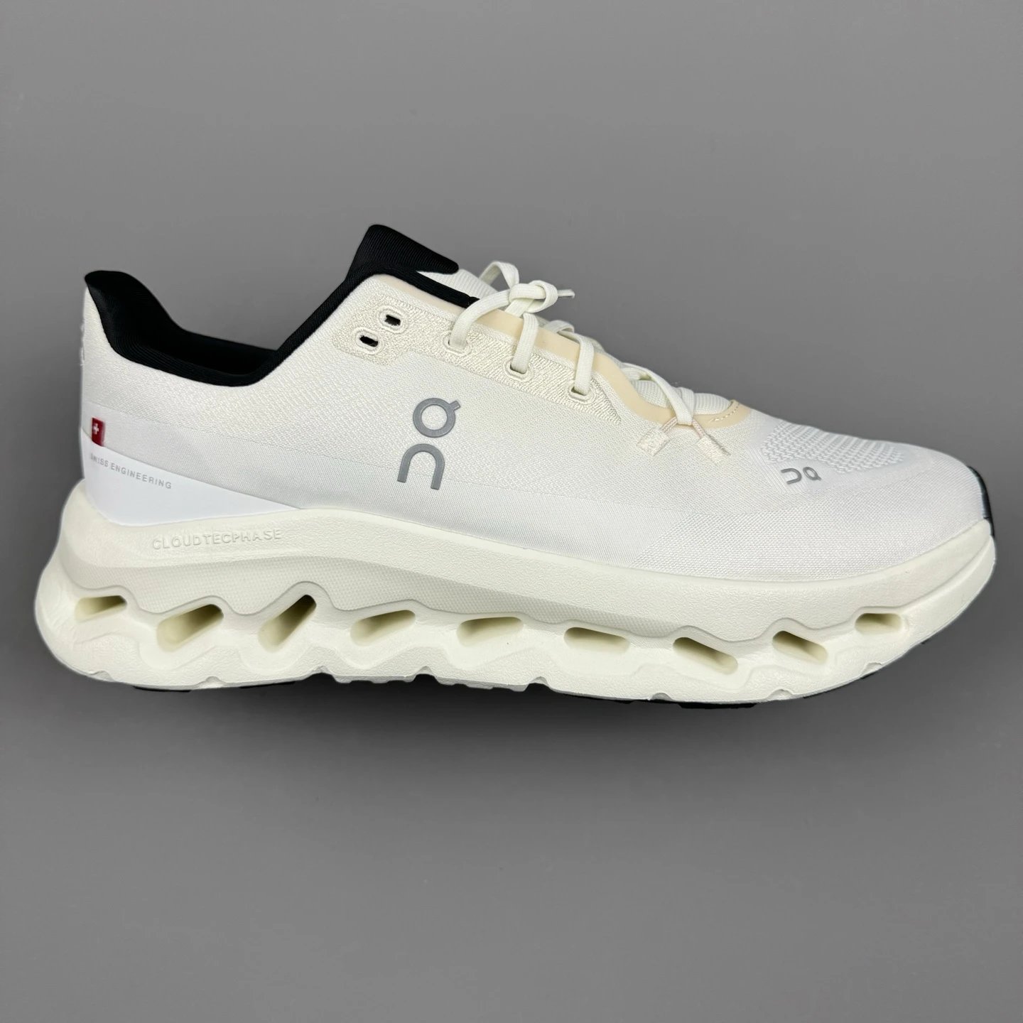 ON Run Cloudtilt beige 3ME10102531