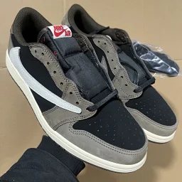 thumbnail for 新KZ版本乔1倒钩低帮系列原KZ团队打造延续经典