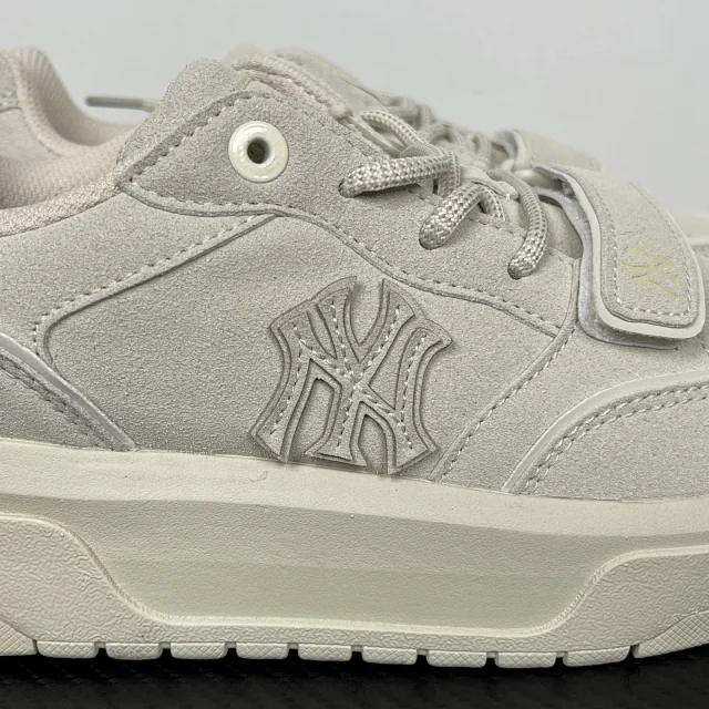 MLB Sneakers NY logo low-top product detail image 59